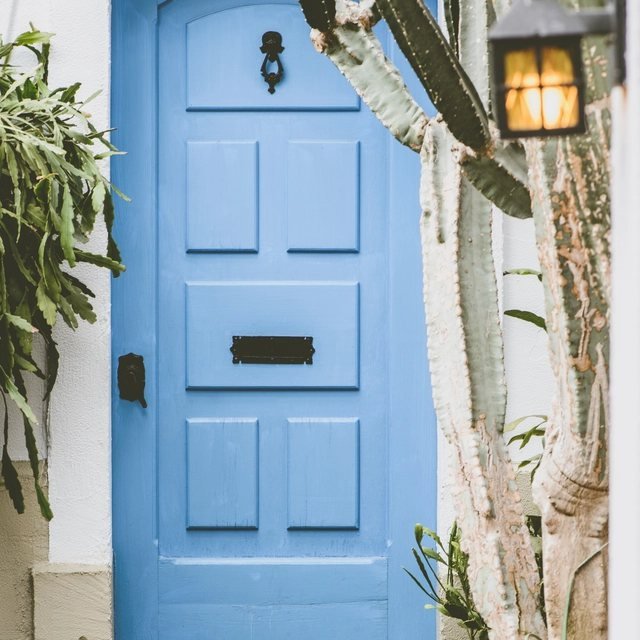 Turquoise Door — Daniel Reyes