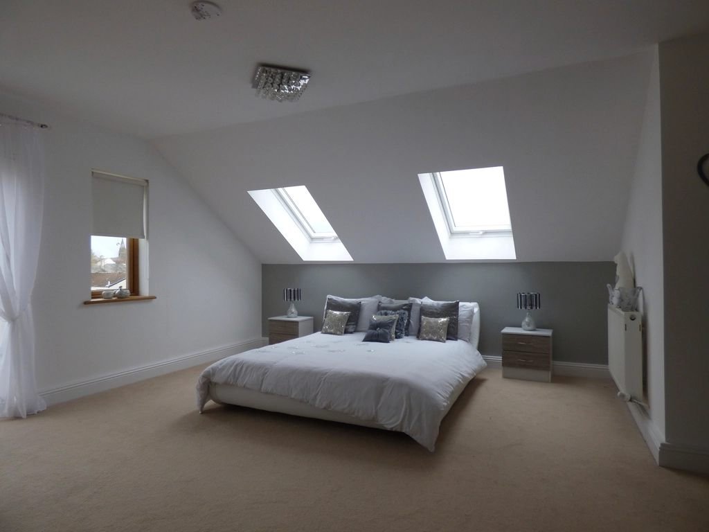 Attic bedroom — UltraKit