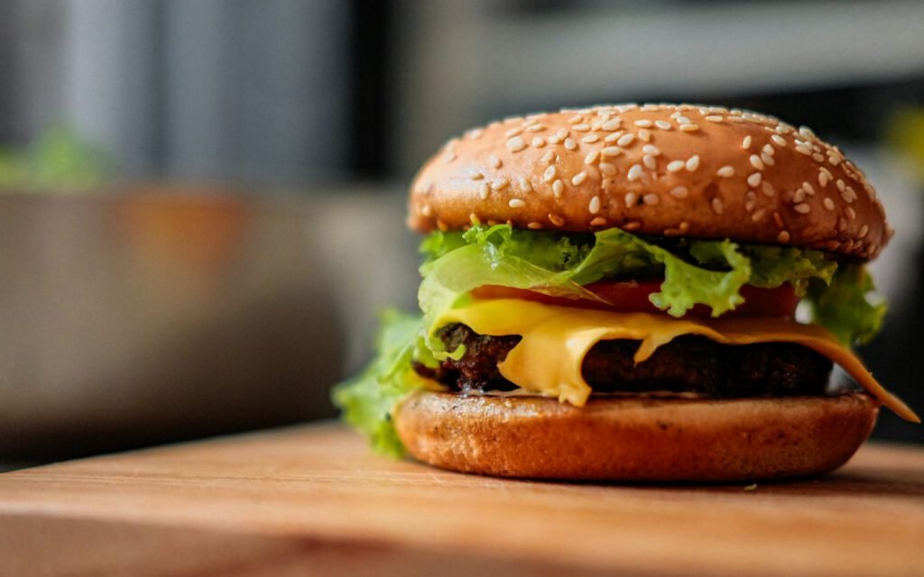 A cheeseburger on a plate